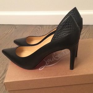 Christian Loubitin, black size 38 pumps